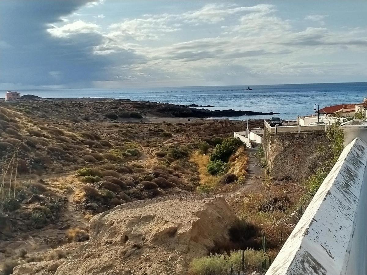 Villa Feliz Abades  Buitenkant foto